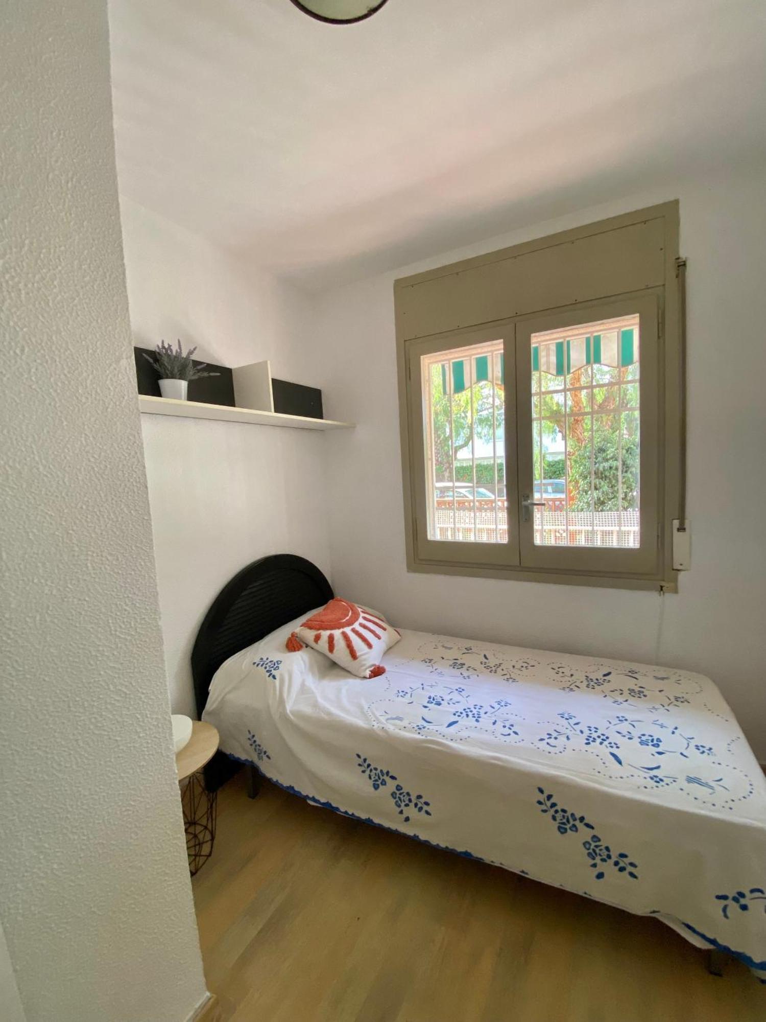 Mediterranean Escape Барселона Экстерьер фото