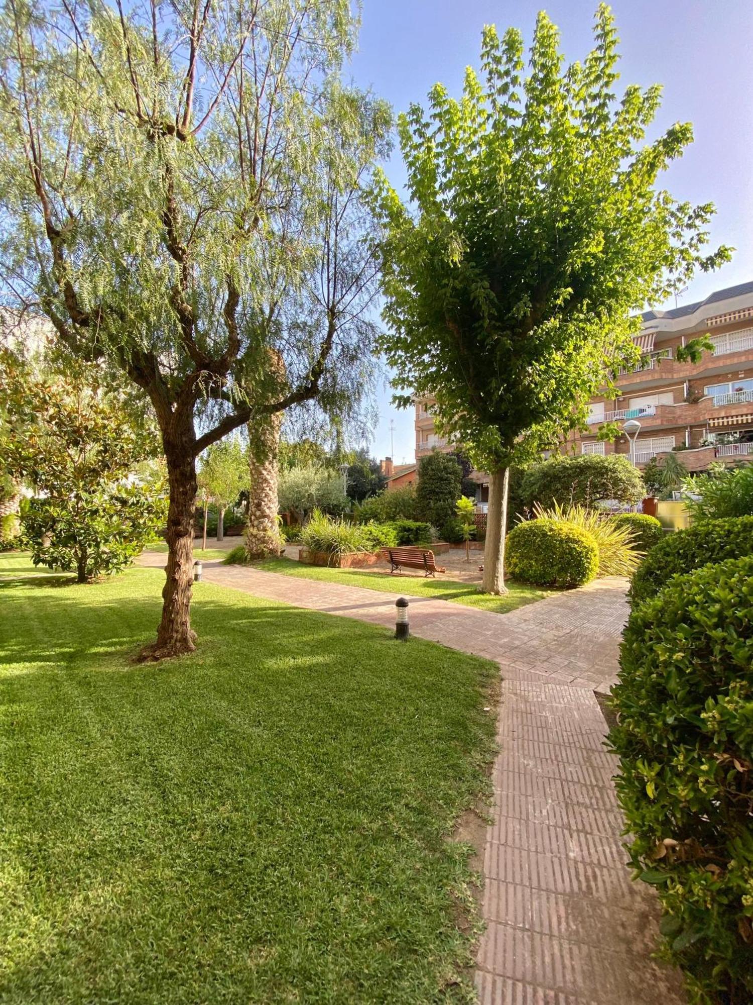 Mediterranean Escape Барселона Экстерьер фото